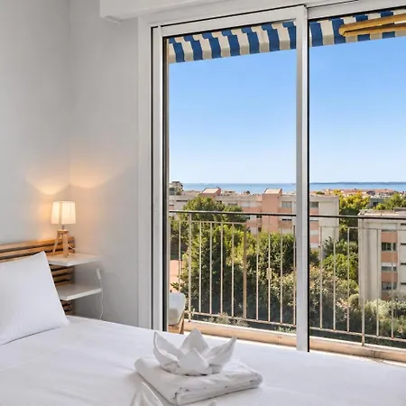 Le Panoramic Lérins - 2km De La Apartamento Antibes